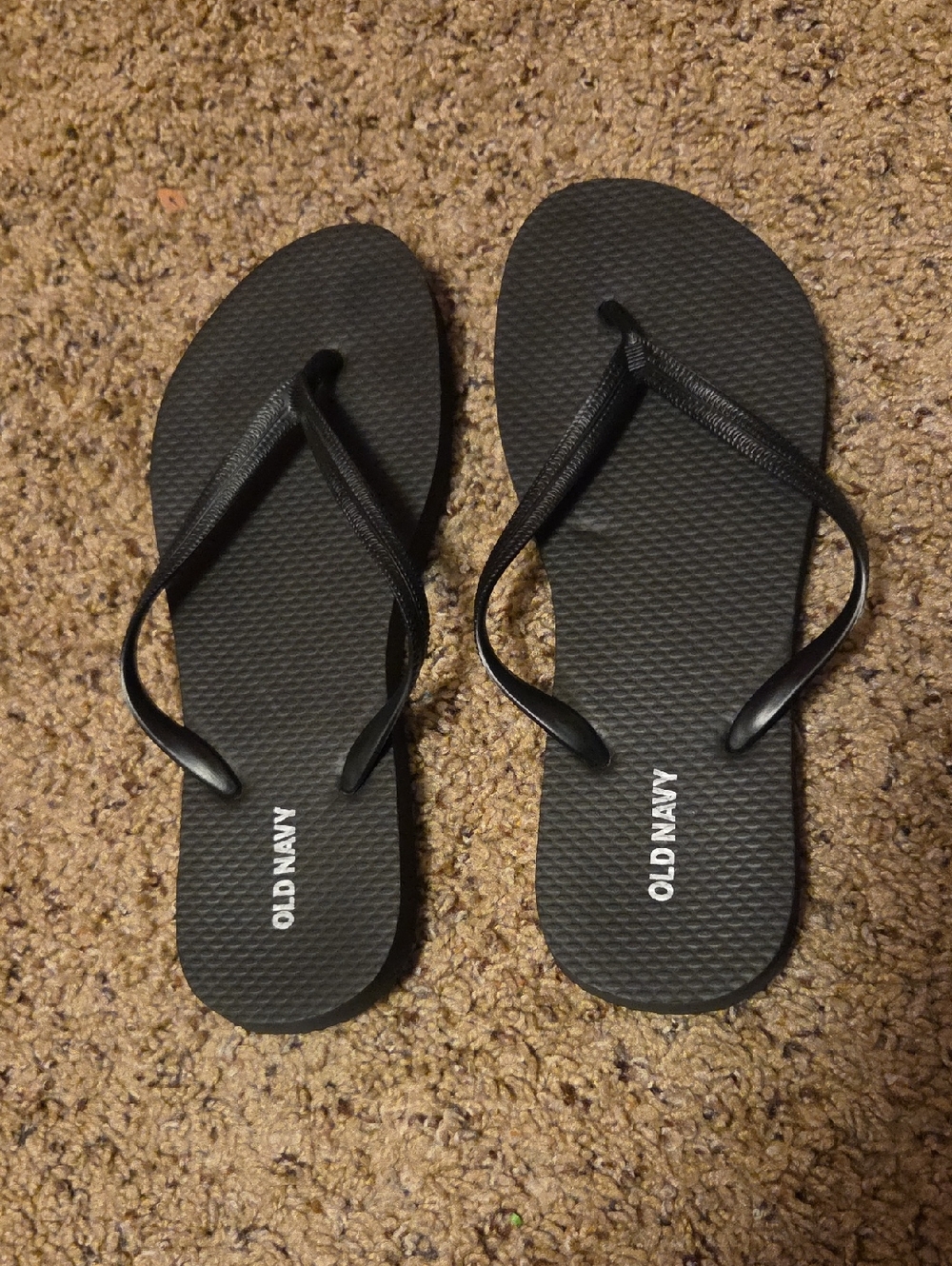 Old Navy Black Textured Thong Sandals